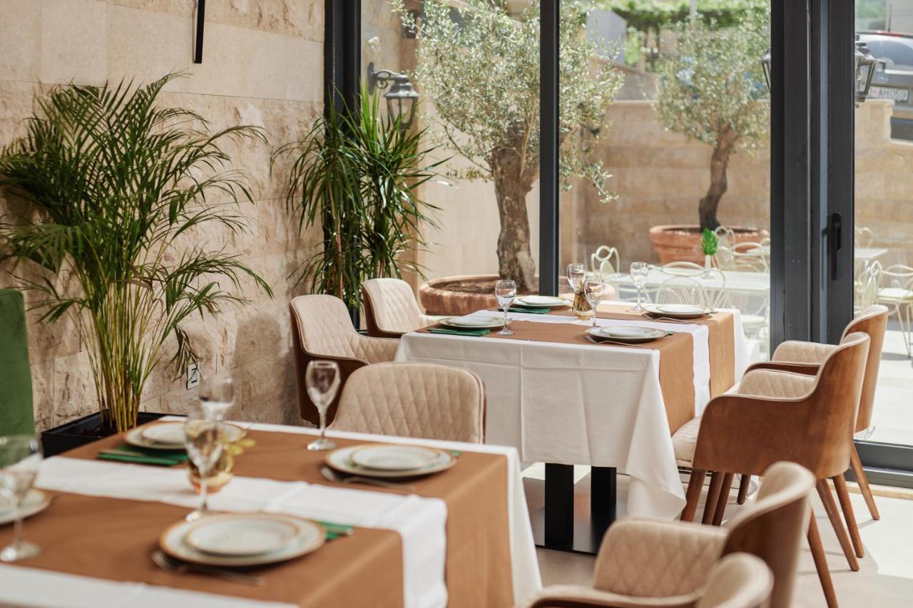 Hotel Diplomat By Aycon Budva Dış mekan fotoğraf