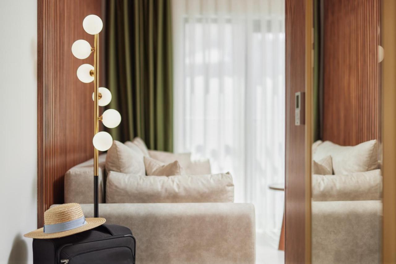 Hotel Diplomat By Aycon Budva Dış mekan fotoğraf