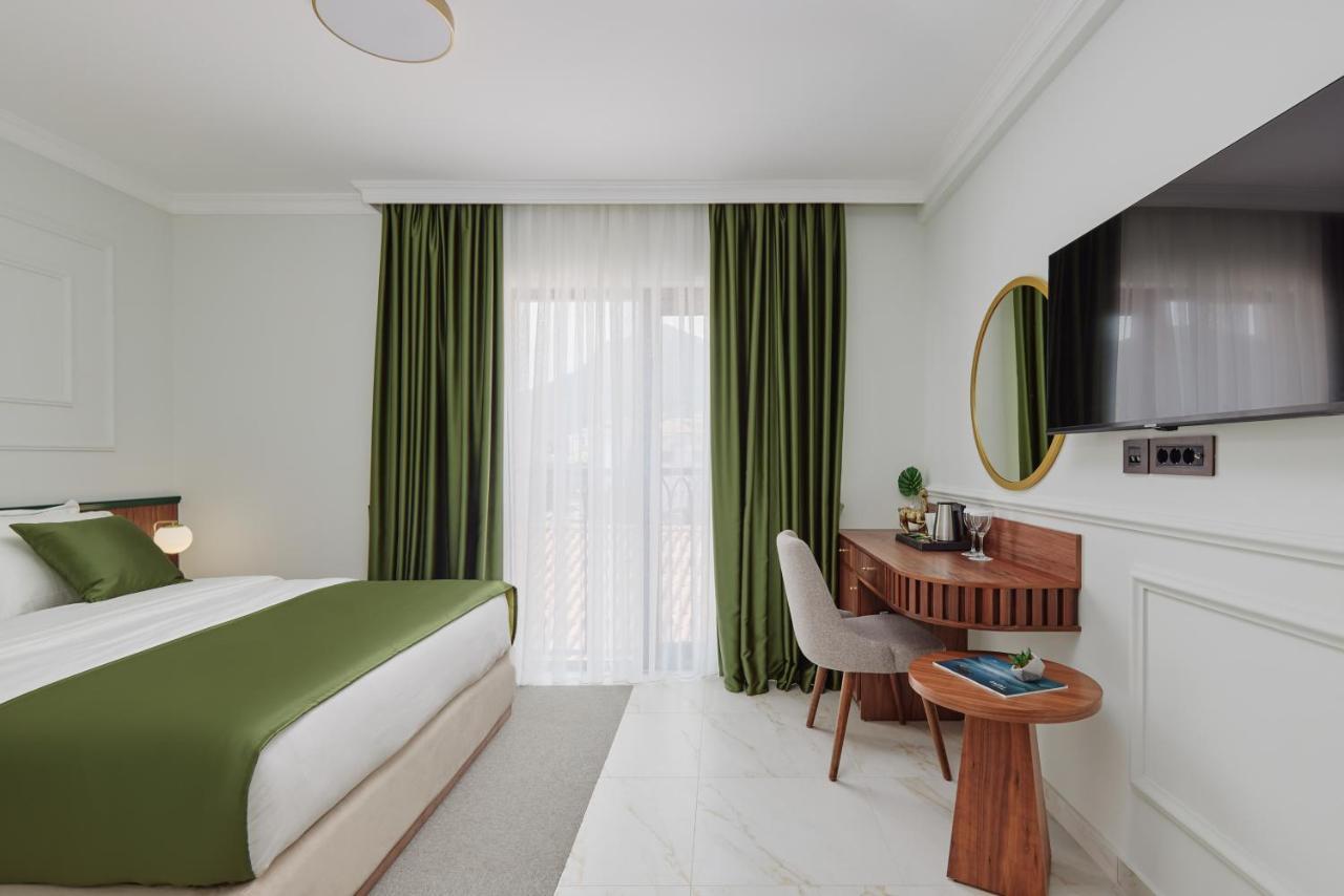 Hotel Diplomat By Aycon Budva Dış mekan fotoğraf