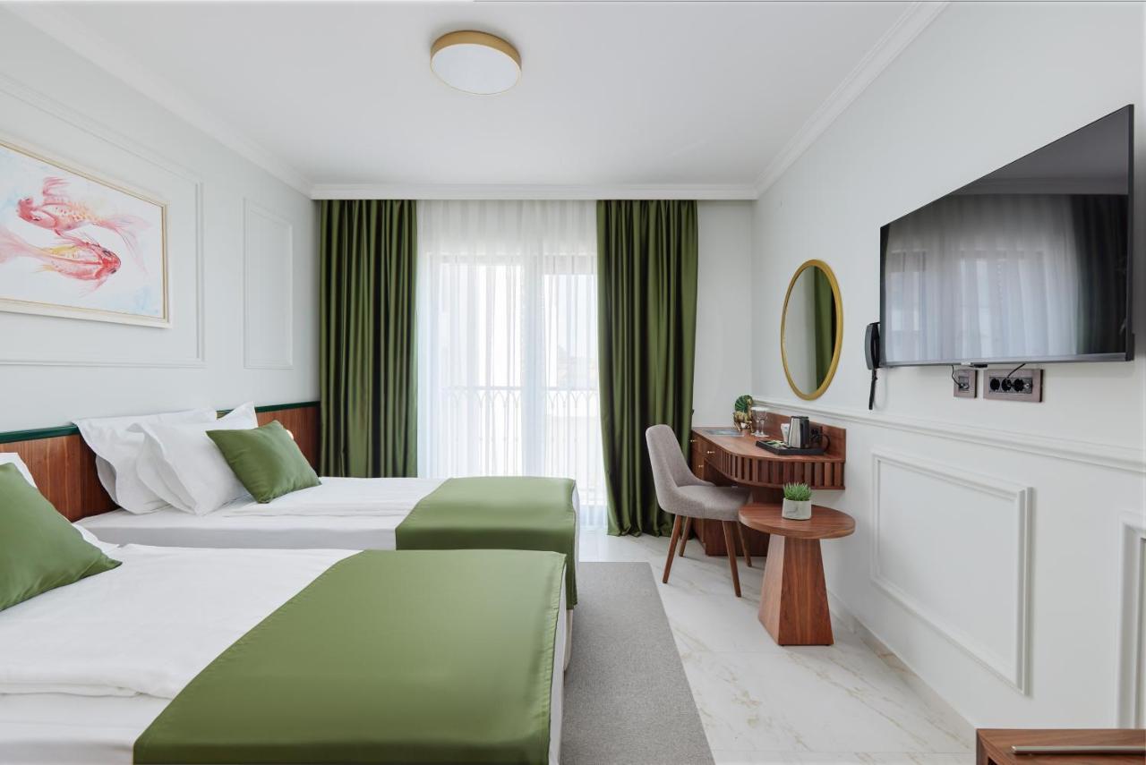 Hotel Diplomat By Aycon Budva Dış mekan fotoğraf