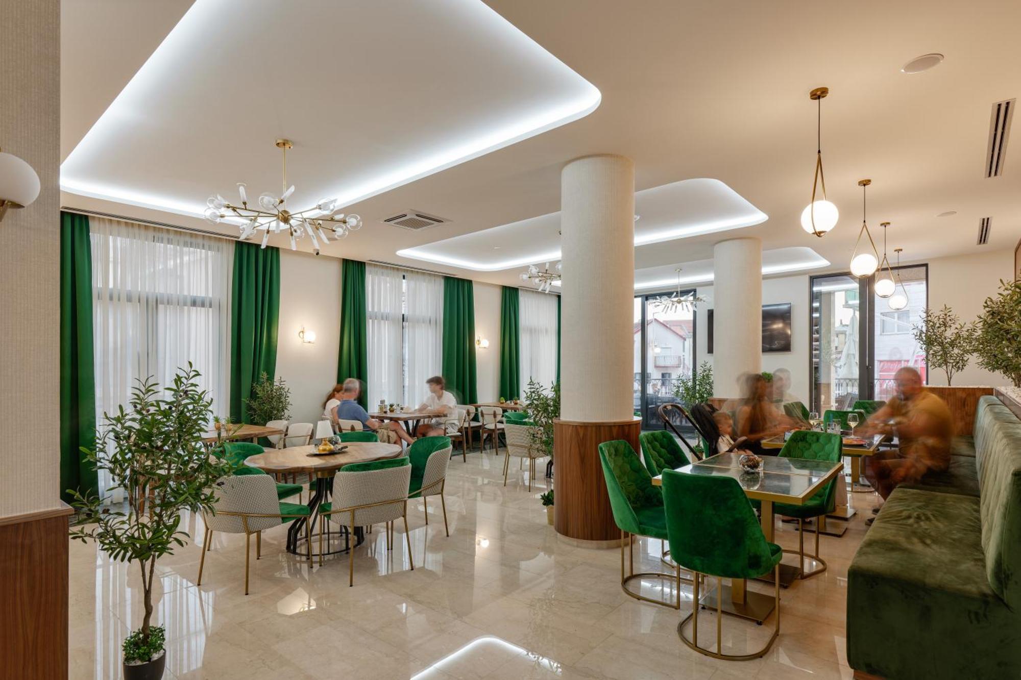 Hotel Diplomat By Aycon Budva Dış mekan fotoğraf