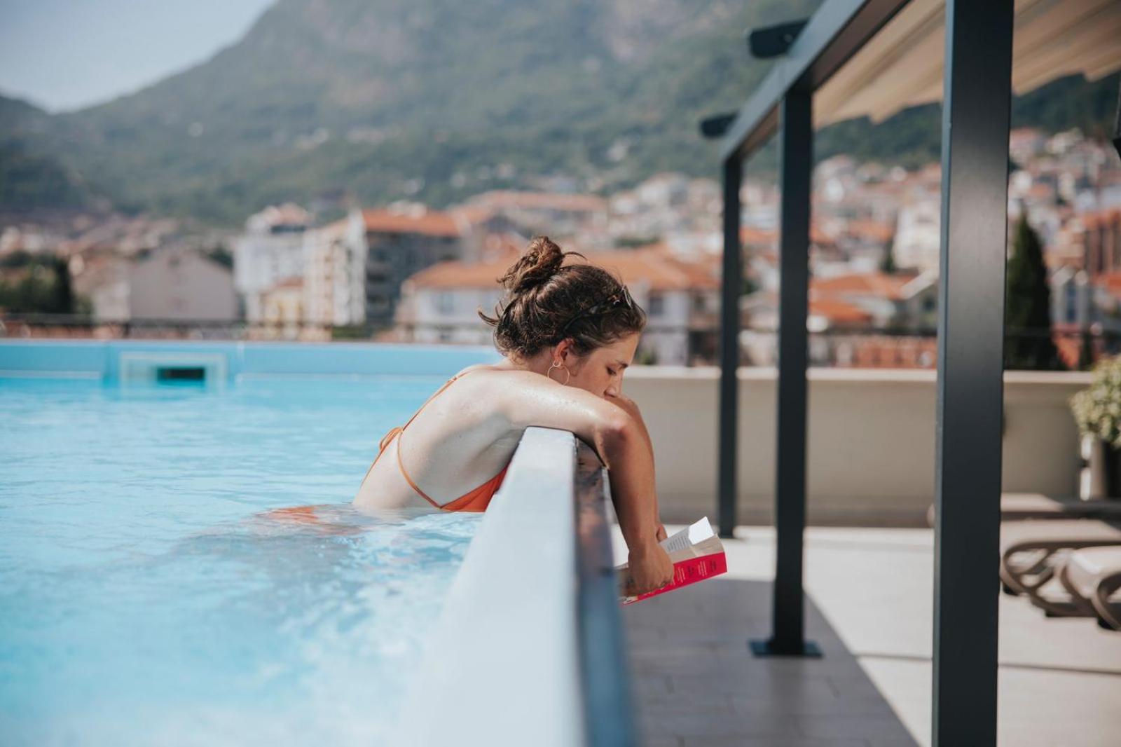 Hotel Diplomat By Aycon Budva Dış mekan fotoğraf